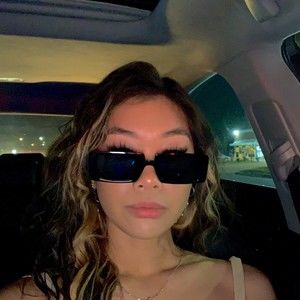 Meet your Posher, Magdalene